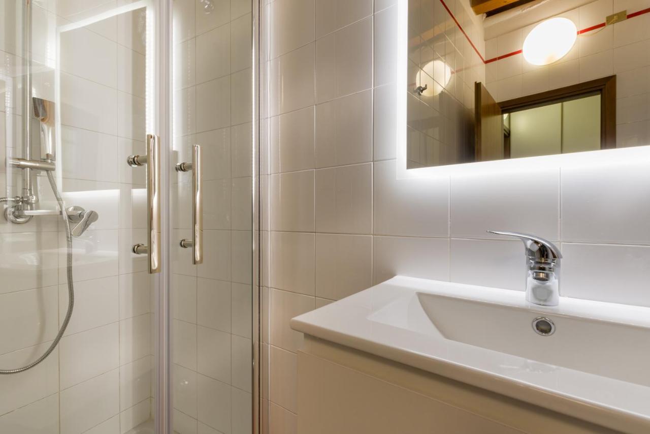 Apartments City Center Верона Екстер'єр фото